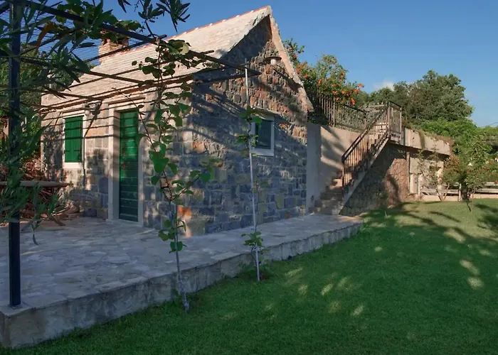 Villa Three Bedroom With Private Pool *