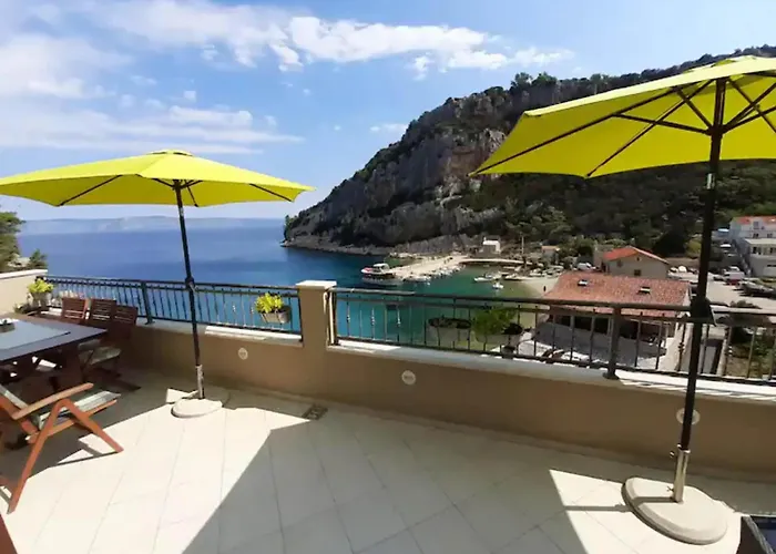 Villa Three Bedroom With Private Pool Tugare