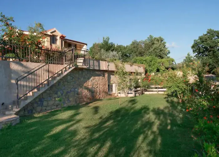 Three Bedroom With Private Pool * Tugare